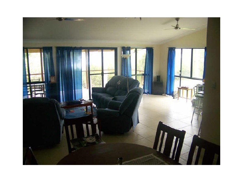 Russell Island QLD 4184