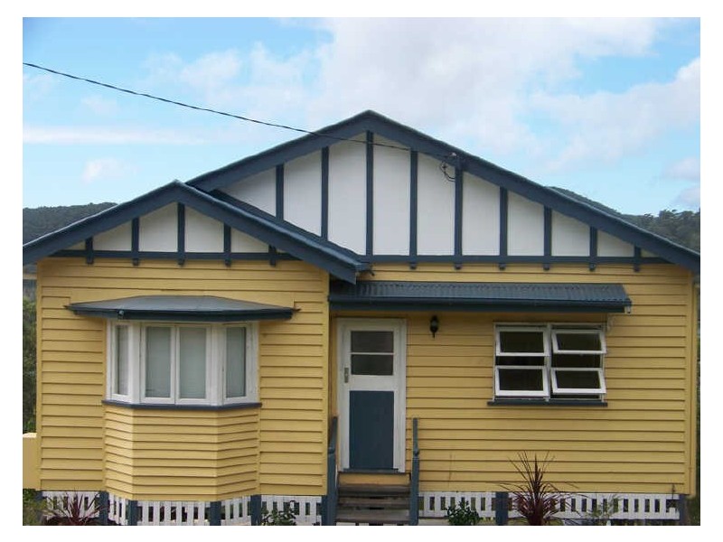 38 Leichhardt Tce, Russell Island QLD 4184