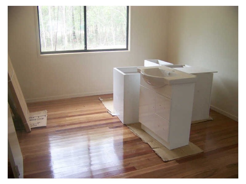 17 Cook Ave, Russell Island QLD 4184