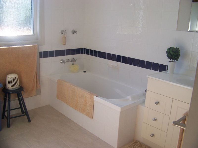 2 Beth Street, Russell Island QLD 4184