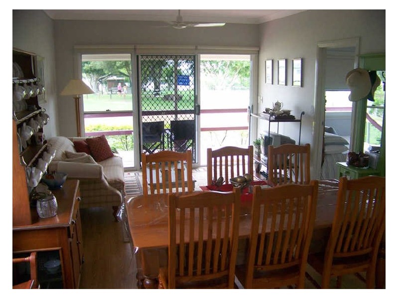 2 Beth Street, Russell Island QLD 4184