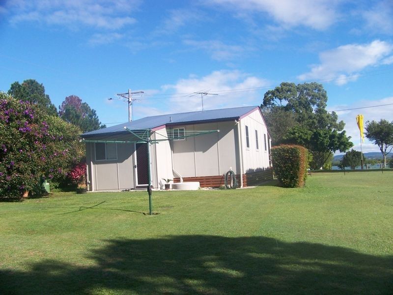 2 Beth Street, Russell Island QLD 4184