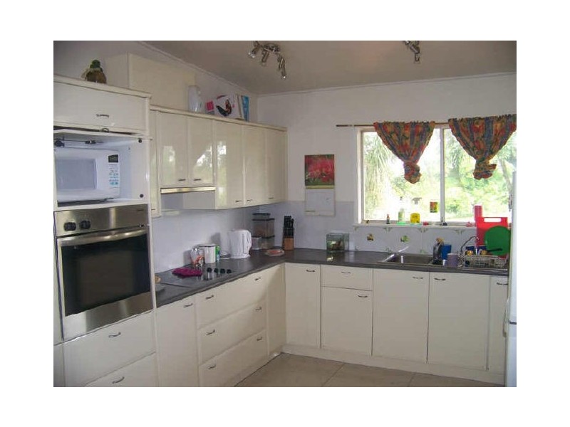 2 Pharlap Street, Russell Island QLD 4184