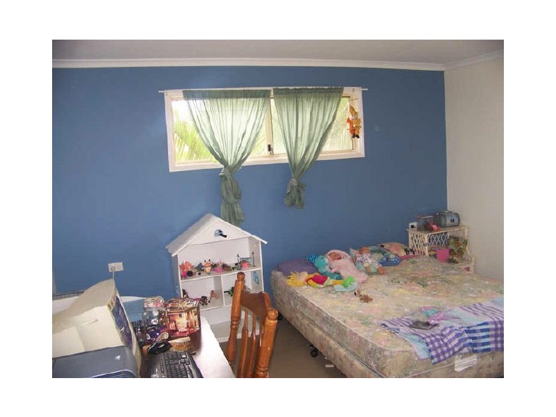 2 Pharlap Street, Russell Island QLD 4184