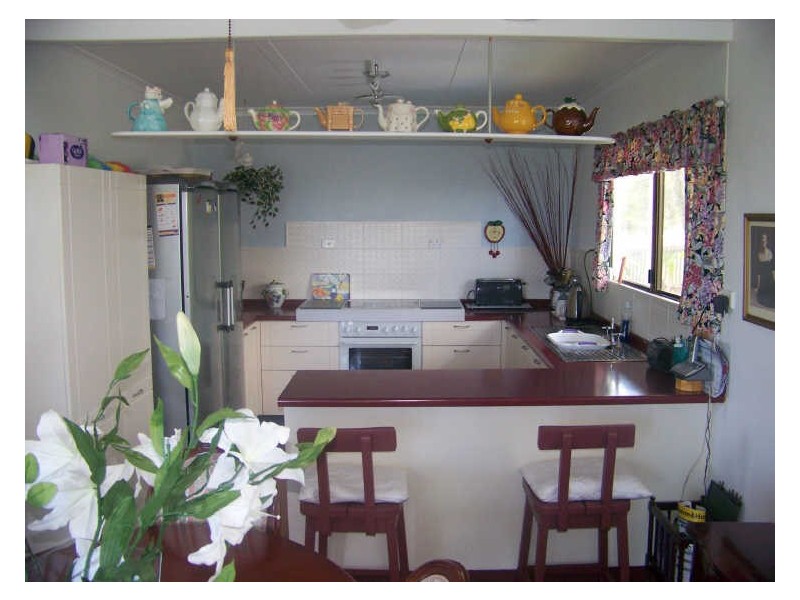 6 Yacht St, Russell Island QLD 4184
