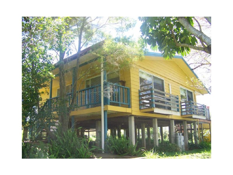 7 Richardson St, Russell Island QLD 4184