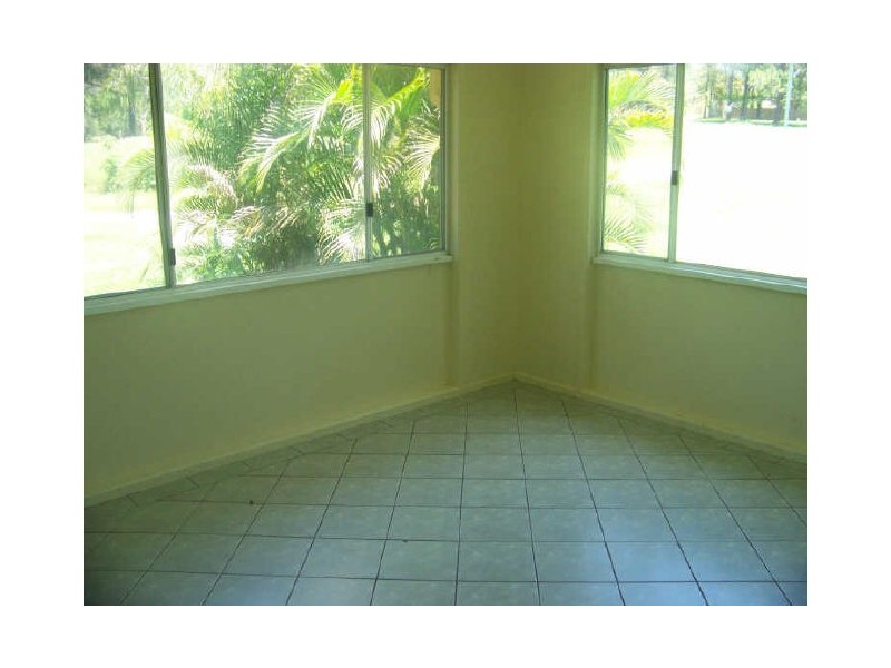 7 Richardson St, Russell Island QLD 4184