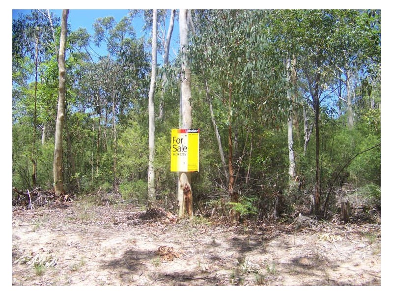 25 Dickenson, Russell Island QLD 4184