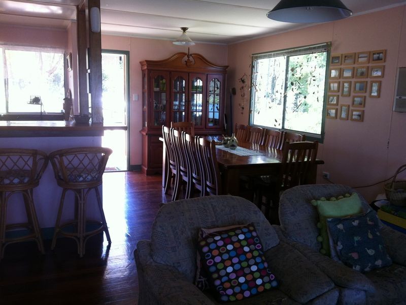 184 Canaipa Point Dve –  Holiday, Russell Island QLD 4184