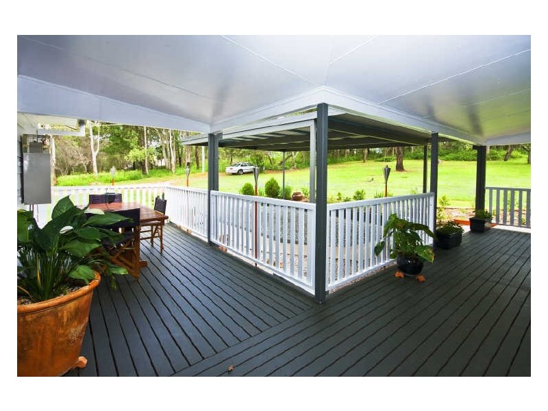 12 Castle Drive, Russell Island QLD 4184