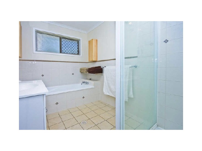 12 Castle Drive, Russell Island QLD 4184