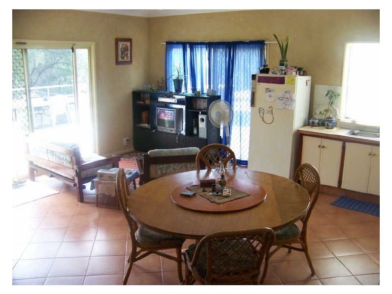 69 Lea-weena, Russell Island QLD 4184