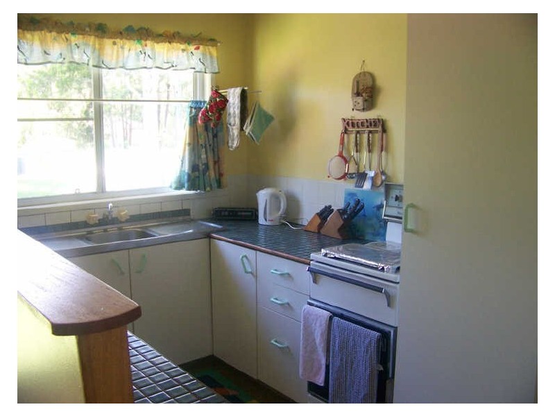 12 Bayview Rd, Russell Island QLD 4184
