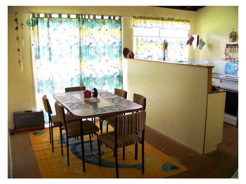 12 Bayview Rd, Russell Island QLD 4184