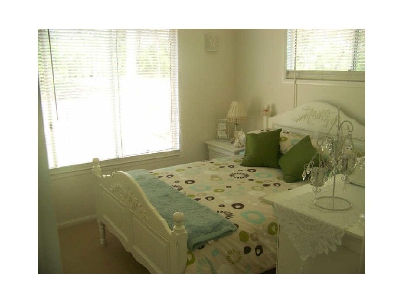 17 Jackson Rd, Russell Island QLD 4184