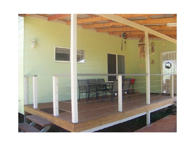 17 Jackson Rd, Russell Island QLD 4184