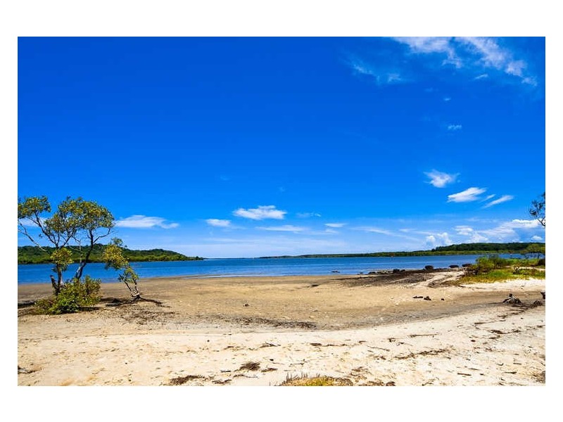 36 Crescent Drive, Russell Island QLD 4184