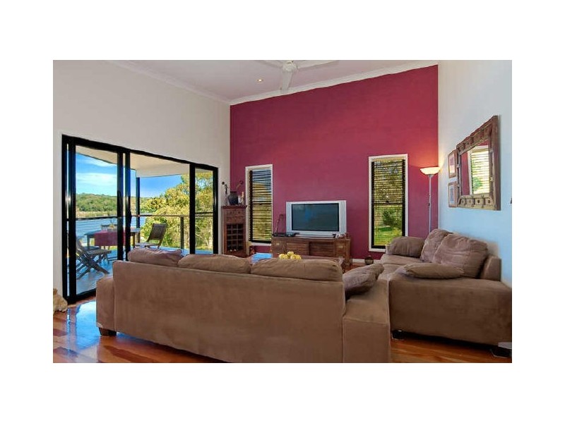 91 Highland Ridge Rd, Russell Island QLD 4184