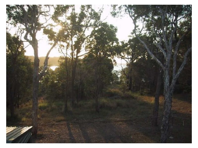 48 Tenanne St, Russell Island QLD 4184