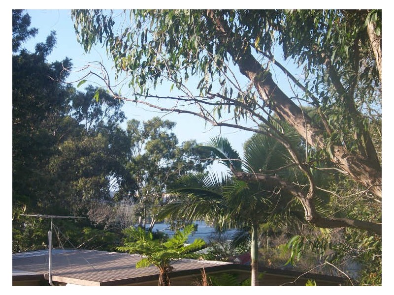 25 Scenic Drive, Russell Island QLD 4184