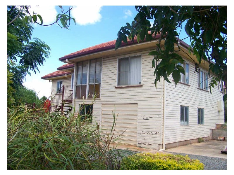 2 Highland Street, Russell Island QLD 4184