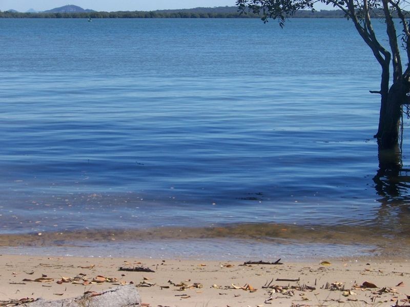 57 Bangalow St, Russell Island QLD 4184