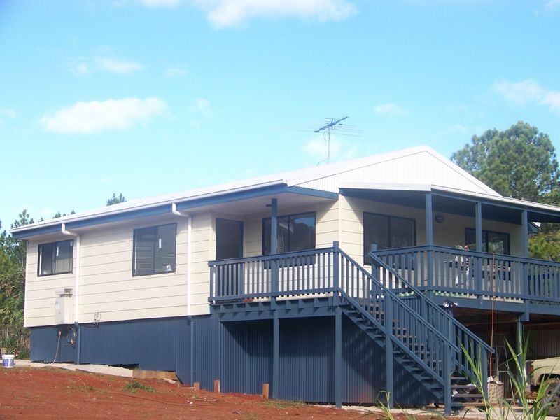 8 Baguette St, Russell Island QLD 4184