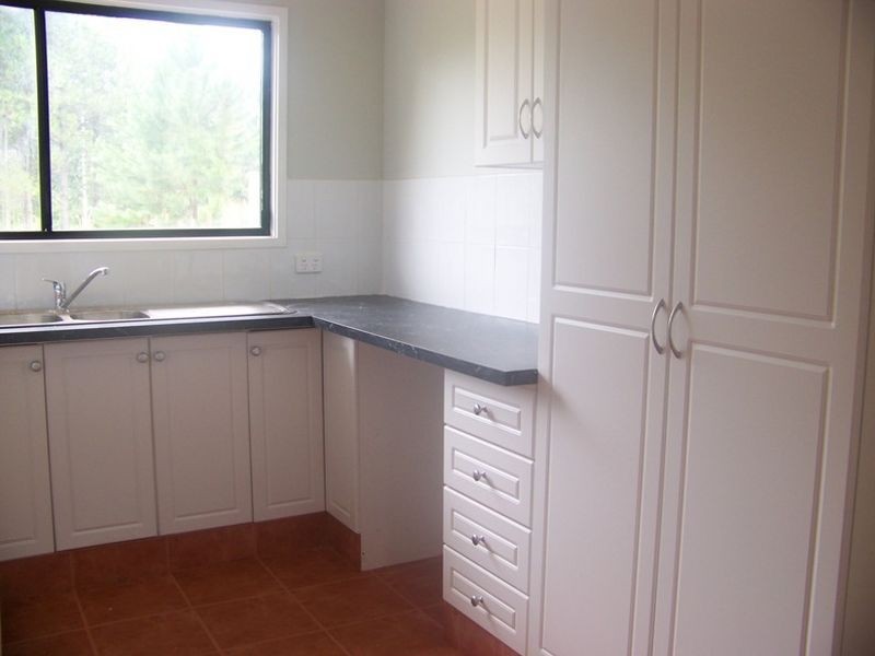 8 Baguette St, Russell Island QLD 4184