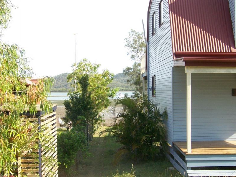 Russell Island QLD 4184