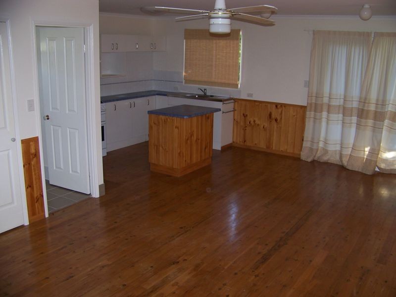 62 Kings Rd, Russell Island QLD 4184