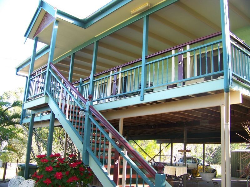 6 Aquamrine Ave, Russell Island QLD 4184