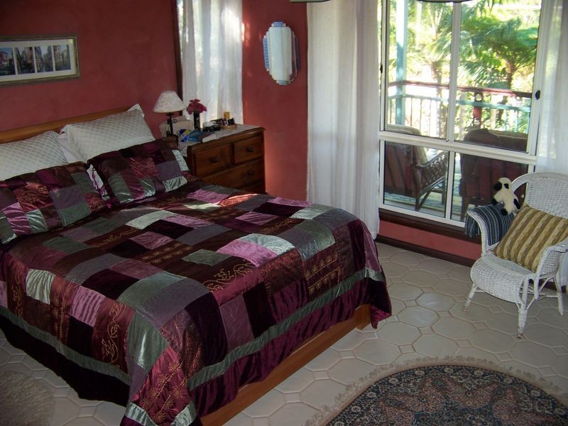 6 Aquamrine Ave, Russell Island QLD 4184