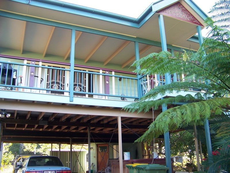 6 Aquamrine Ave, Russell Island QLD 4184