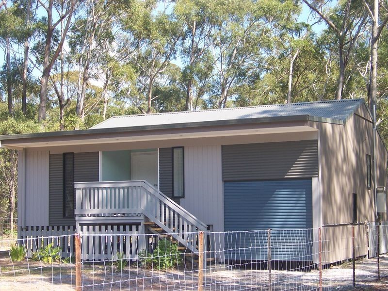 202 Centre Road, Russell Island QLD 4184