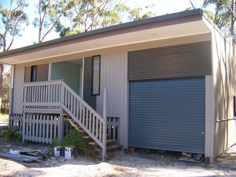 202 Centre Road, Russell Island QLD 4184