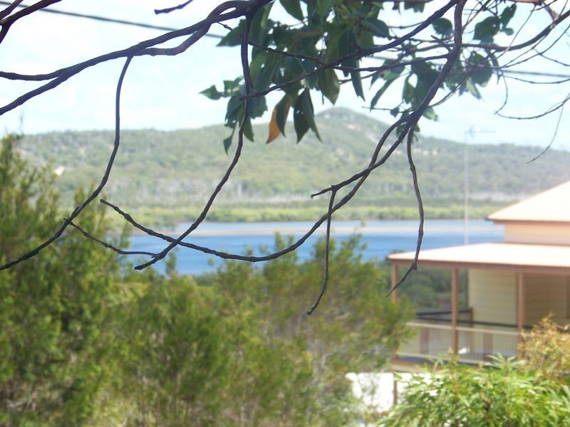 6 Opal Crt, Russell Island QLD 4184