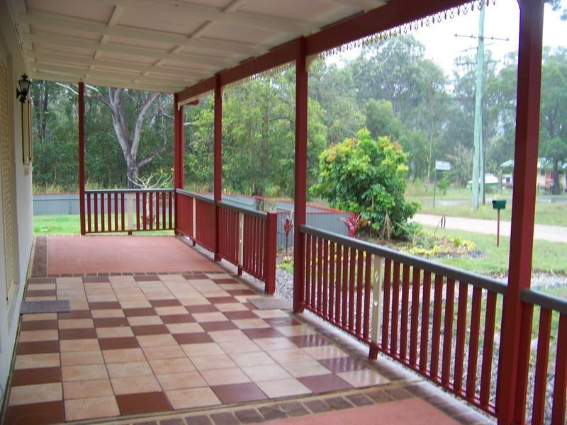 12 Yara St, Russell Island QLD 4184
