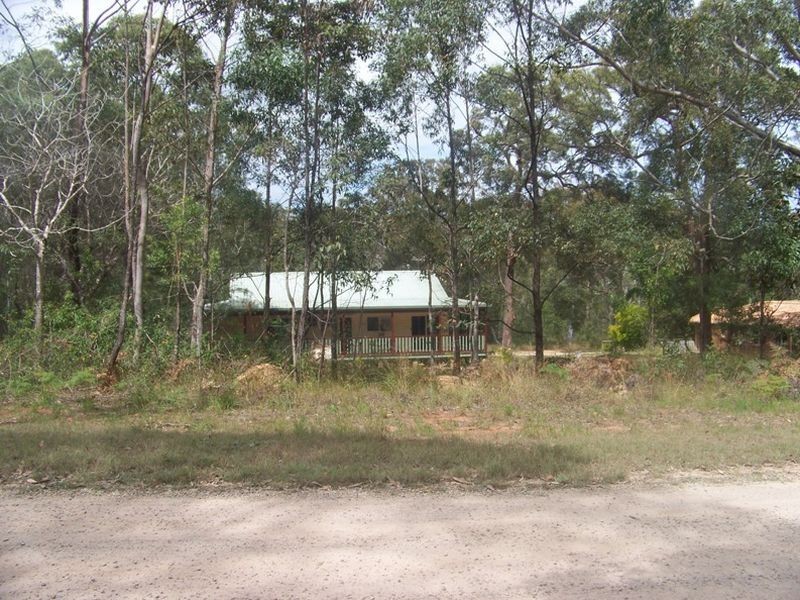 32 Waikiki Beach Road, Russell Island QLD 4184