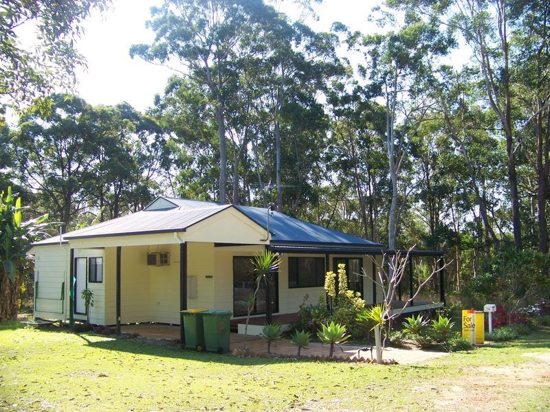 29 Letitia Avenue, Russell Island QLD 4184