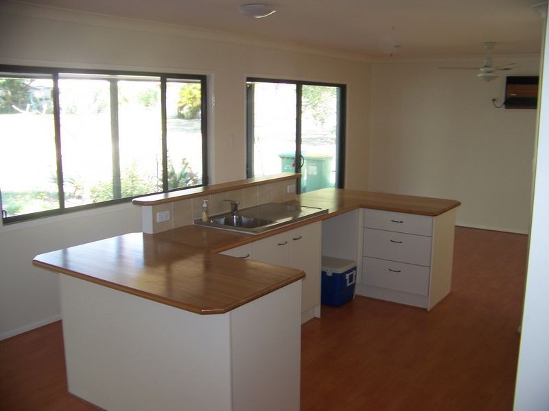 29 Letitia Avenue, Russell Island QLD 4184