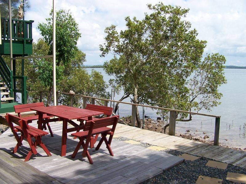 Russell Island QLD 4184