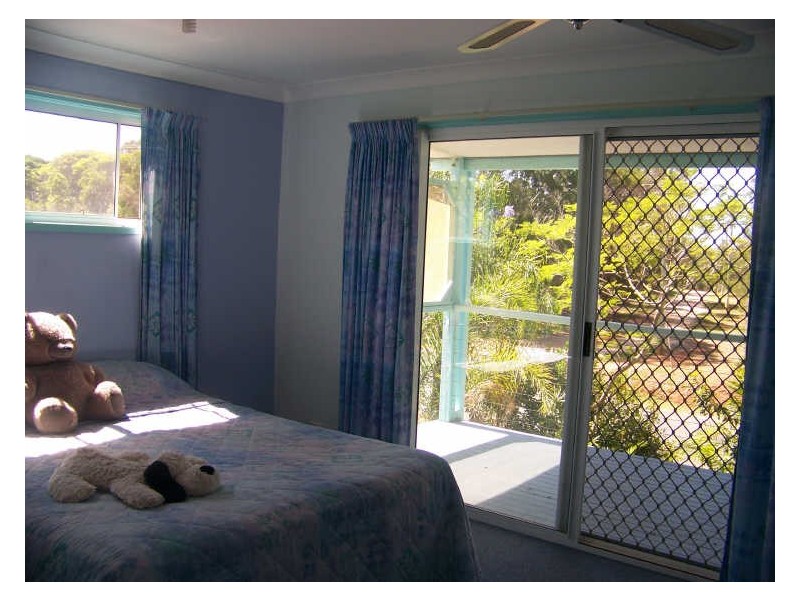 56 Barcelona Tce, Russell Island QLD 4184