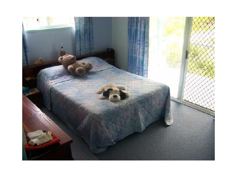 56 Barcelona, Russell Island QLD 4184