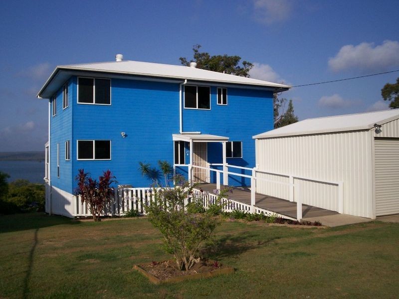 27 Bay Drive, Russell Island QLD 4184