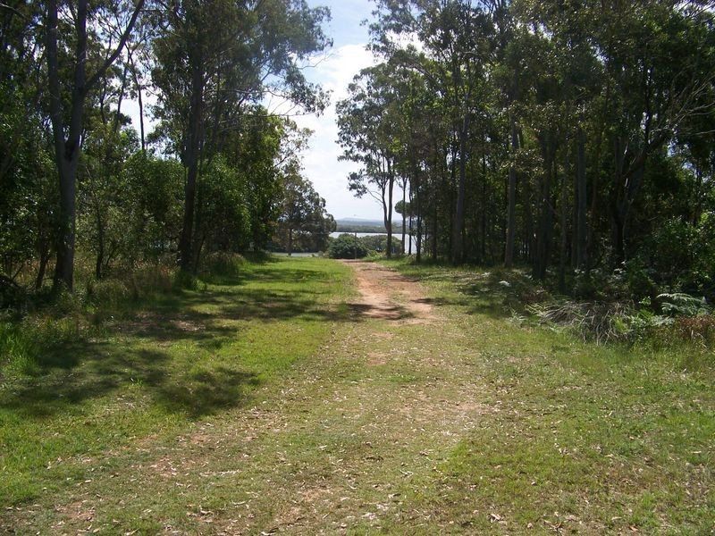 7 Ranora Ave, Russell Island QLD 4184