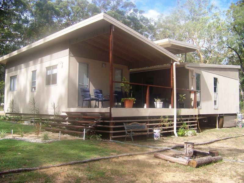 2 Billambang St, Russell Island QLD 4184