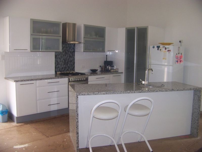 2 Billambang St, Russell Island QLD 4184