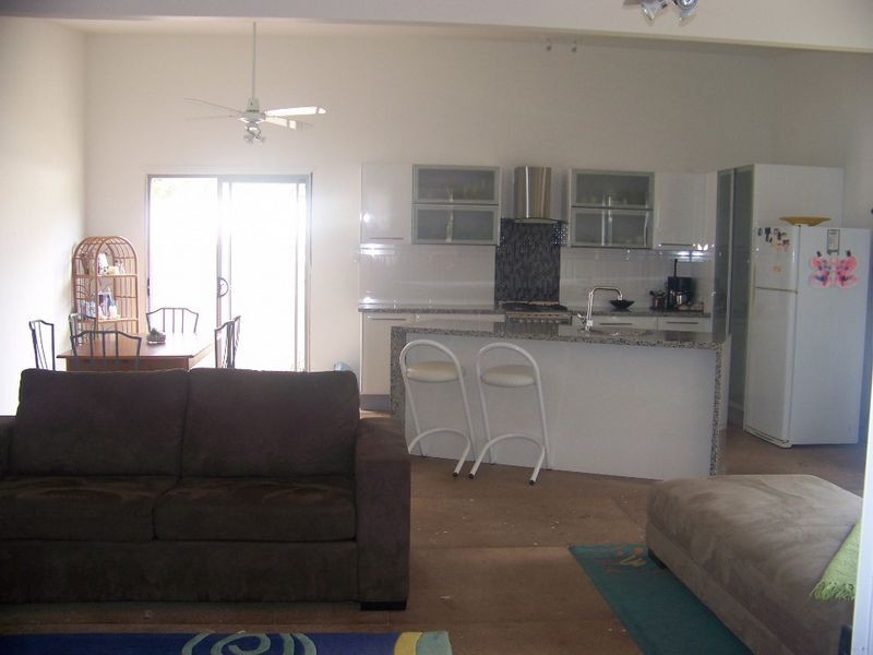2 Billambang St, Russell Island QLD 4184