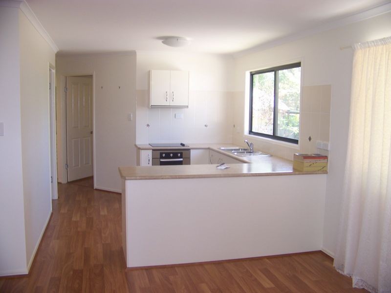 17 Deenya Pde, Russell Island QLD 4184