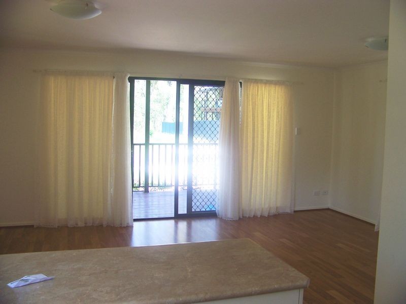 17 Deenya Pde, Russell Island QLD 4184